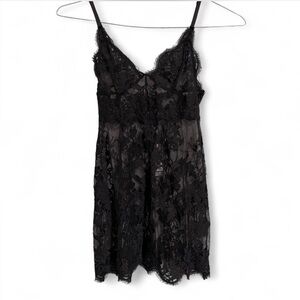 NWT Victoria’s Secret Lace Slip